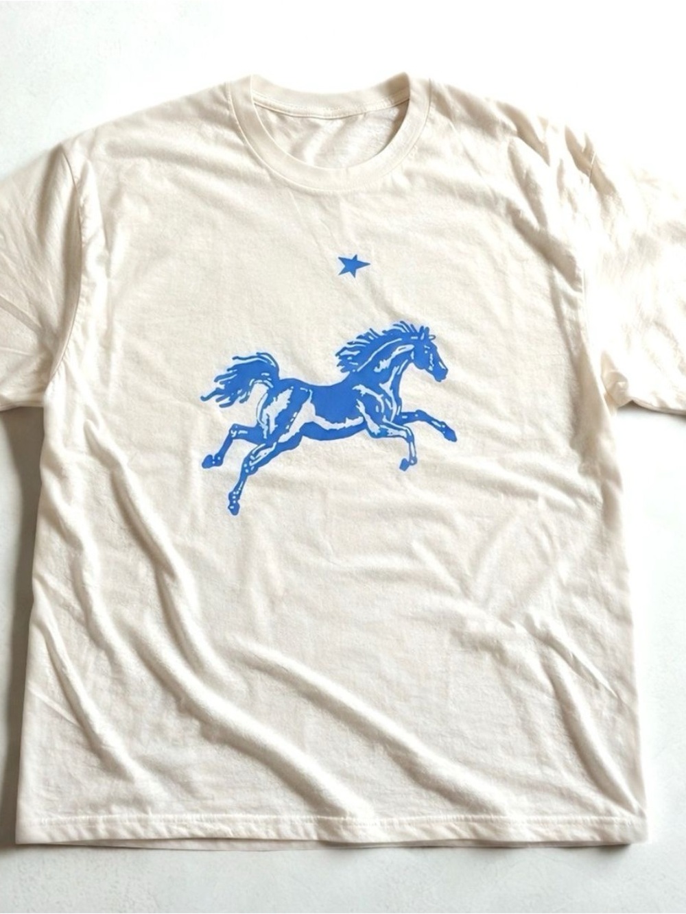 Gildan Cream Tee with Blue Horse Graphic